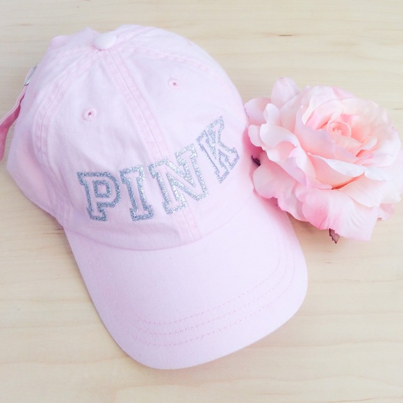 PINK Victoria's Secret Accessories - 💜VICTORIA'S SECRET PINK CAP💜